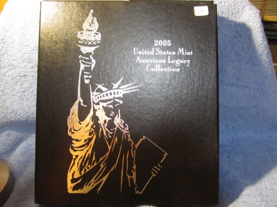 2005 AMERICAN LEGACY SET IN HOLDER