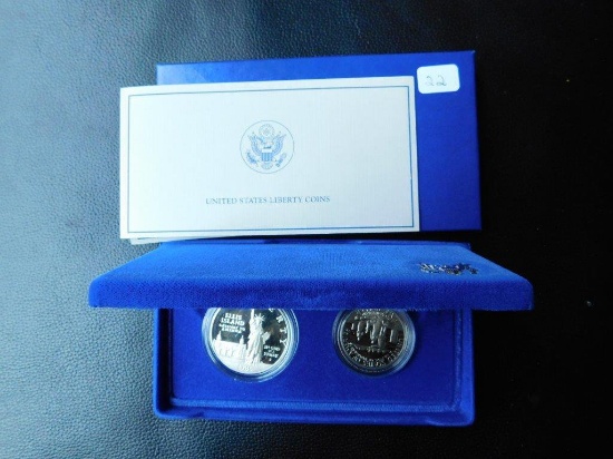 1986 STATUE OF LIBERTY COM. 2-COIN SET IN HOLDER PF