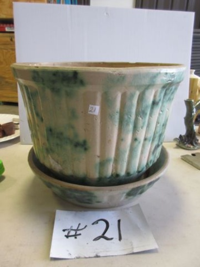 LARGE DALTON POTTERY PLANTER 2 PIECE 11'' TALL X 14'' NICE