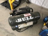 Bull 2hp 4.3 Gallon air compressor