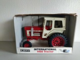 International 1468 tractor - V8 series- 1/16 scale