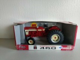 International 460 utility tractor- 1/16 scale