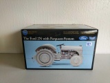 Precision series Ford 2N with Ferguson system - 1/16 scale