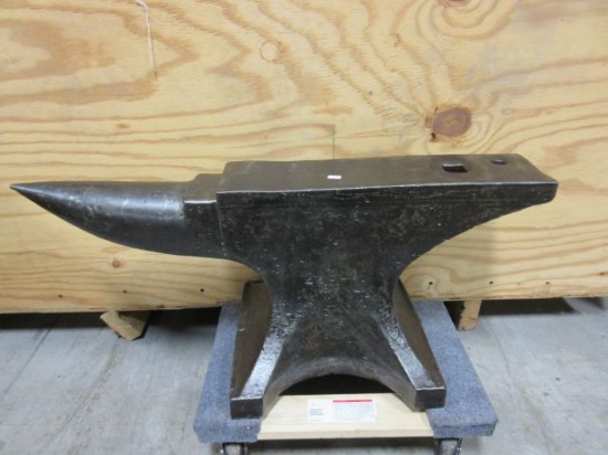 288 LB. SODERFORS ANVIL WOW WHAT A GREAT CLEAN ANVIL A DREAM TO WORK ON