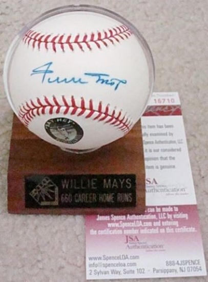 Willie Mays single signed Official Major League baseball. JSA COA