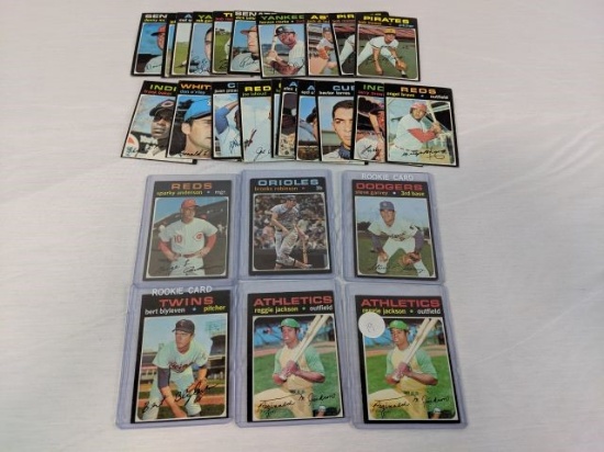 1971 Topps star lot of 26 cards  including high numbers: Reggie Jackson (2), rookies ( Garvey, Blyle