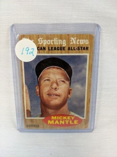Mickey Mantle 1961 Topps card