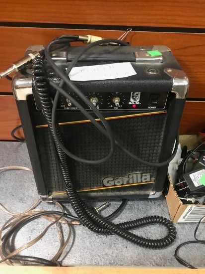 Gorilla GG-20 Amplifier, powers on