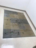 Approx 5 x 6 foot area rug