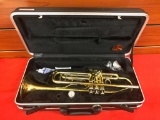Antiqua TR3582LQ Trumpet with case and one mouthpiece
