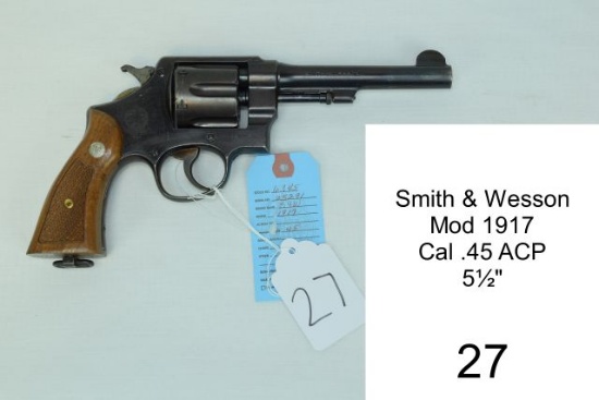 Smith & Wesson    Mod 1917    Cal .45 ACP    5½" SN: 194331    W/ Lanyard R