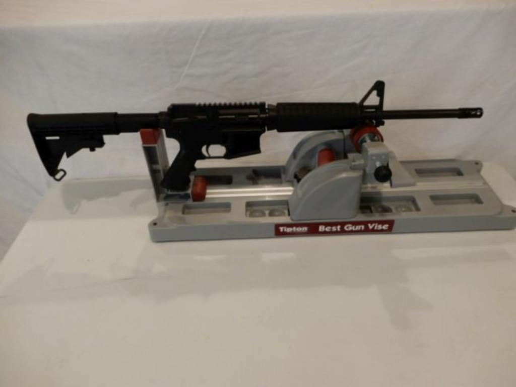 MINT IN BOX M4 Black Carbine Rifle Set B