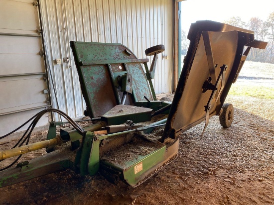 John Deer bar wing brush hog, cylinder broken