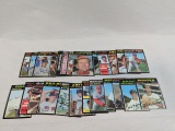 Lot of 25 Different 1971 Topps Baseball Cards