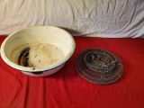 Large Enamelware pan and fish strainer