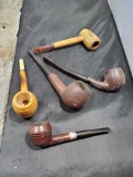 Lot of 5 pipes