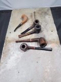 Lot of 5 pipes