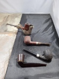 Avon pipe holder and 4 pipes