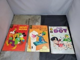 Walt Disney Mickey and Goofy, Huckleberry Hound and Little Dot vintage comic books