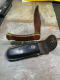 Wood Side single blade lock back folding pocket knife with belt pouch