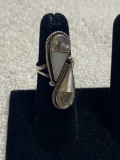 Sterling Silver Ring with Mother Of Pearl Inlay, 5 grams total weight