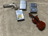 Assorted lot of vintage lighters, one is a damaged zippo