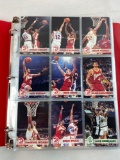 1993-1994 SkyBox basketball set, 420 cards in a binder