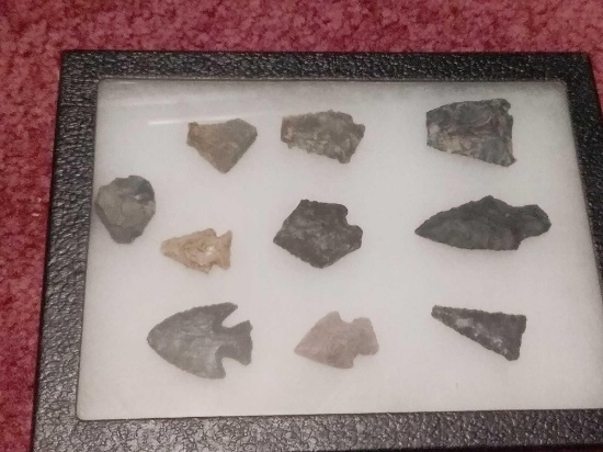 10 ARROWHEADS IN 8" X 6" FRAME