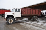 ’89 International 1954 truck w/ Scott Bed