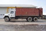 ’83 International S1900 truck