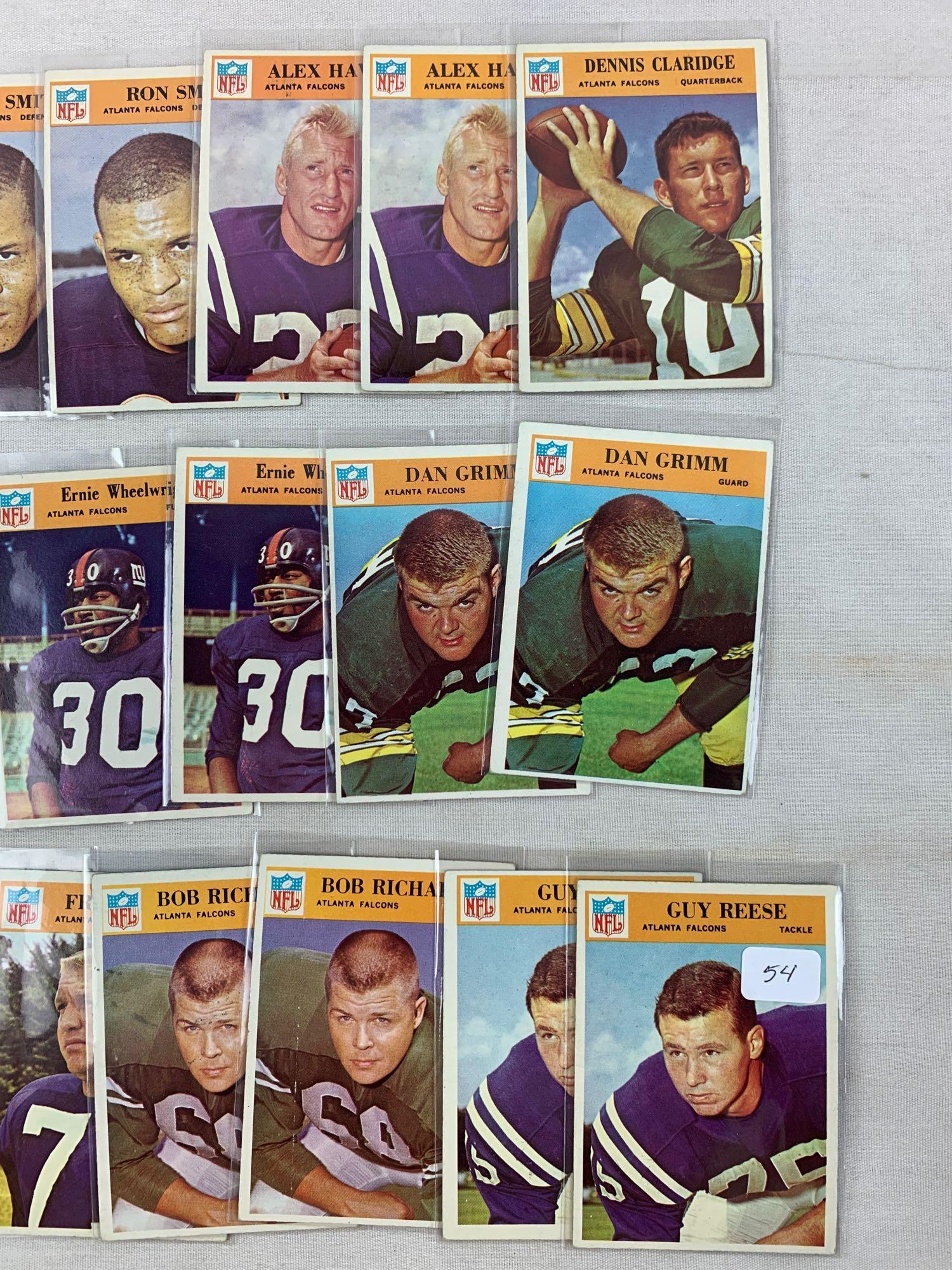 1966 Philadelphia #9 Guy Reese Atlanta Falcons