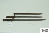 Lot of 2 Bayonets    1 Japanese & 1 Unknown    Condition: Fair/Poor