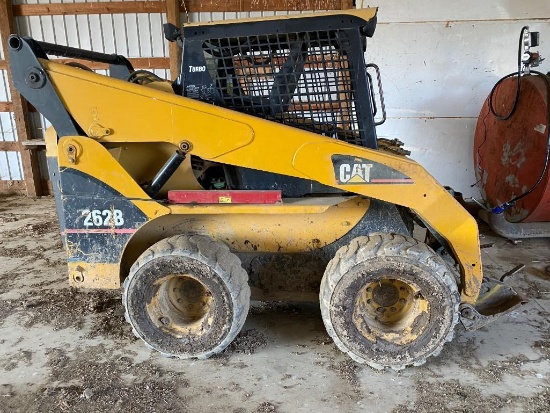 2005 Cat 262B skid loader;