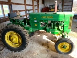 John Deere 40 tractor clean
