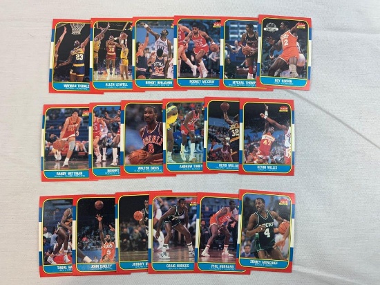 1986 Fleer basketball group of 18 w/ Johnny Moore & others