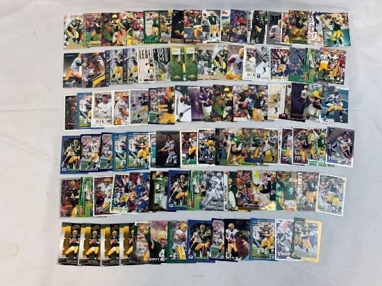 Lot of 100 Brett Favre cards