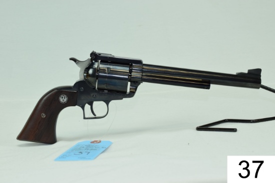 Ruger    New Model Super Blackhawk    Cal .44 Mag    7½"    SN: 8594541    Condition: 90% W/Box