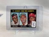 1967 Topps Hank Aaron/Clemente #242 NM