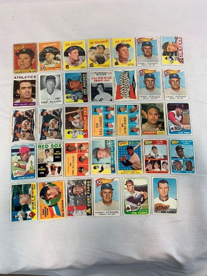 1957-65 Off-Grade Lot of 35 w/Stars & HOFers