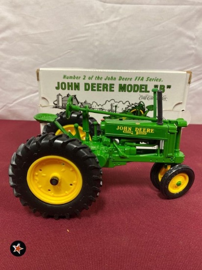 John Deere Model "B" - 1/16 scale - 1999 Ohio FFA Foundation
