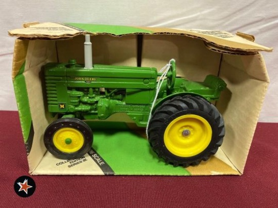John Deere Model "M" Tractor - 1/16 scale - Collectors Edition, Series III