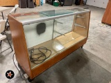 Lighted Glass Showcase on Rollers with glass shelves - 6'x20