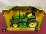 John Deere 6310 tractor 1/16 scale with box