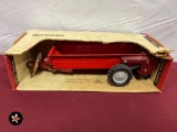 ERTL Spreader - 1/16 scale - used