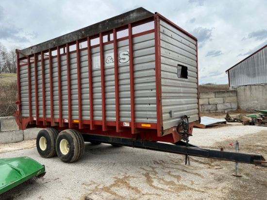 H&S Forage Wagon