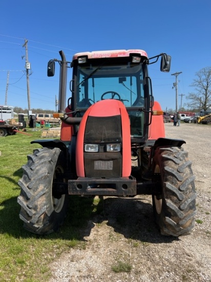 2004 Zetor 10741 102 HP 4-wheel drive. Hrs 3,728Power shift, shuttle, 6 remotes