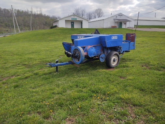 Ford Sqaure Baler