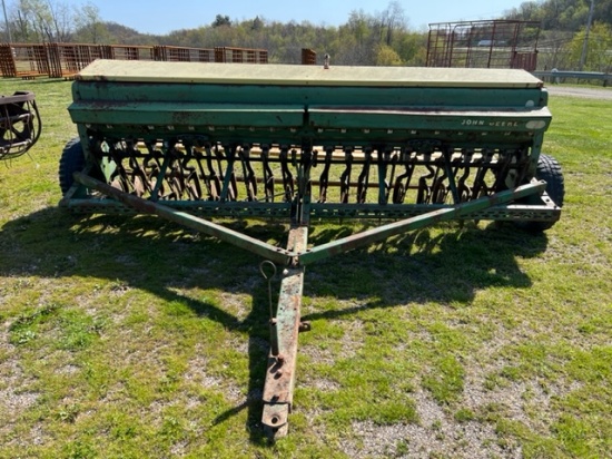 John Deere 820 Grain Drill