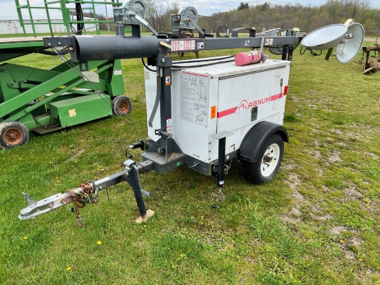 Magnum Lightplant with electric start, Showing 3189 hours