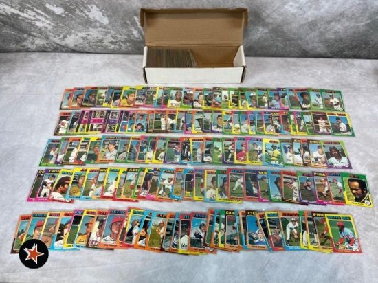 1975 Topps baseball lot of 350 different cards including minor stars, all stars